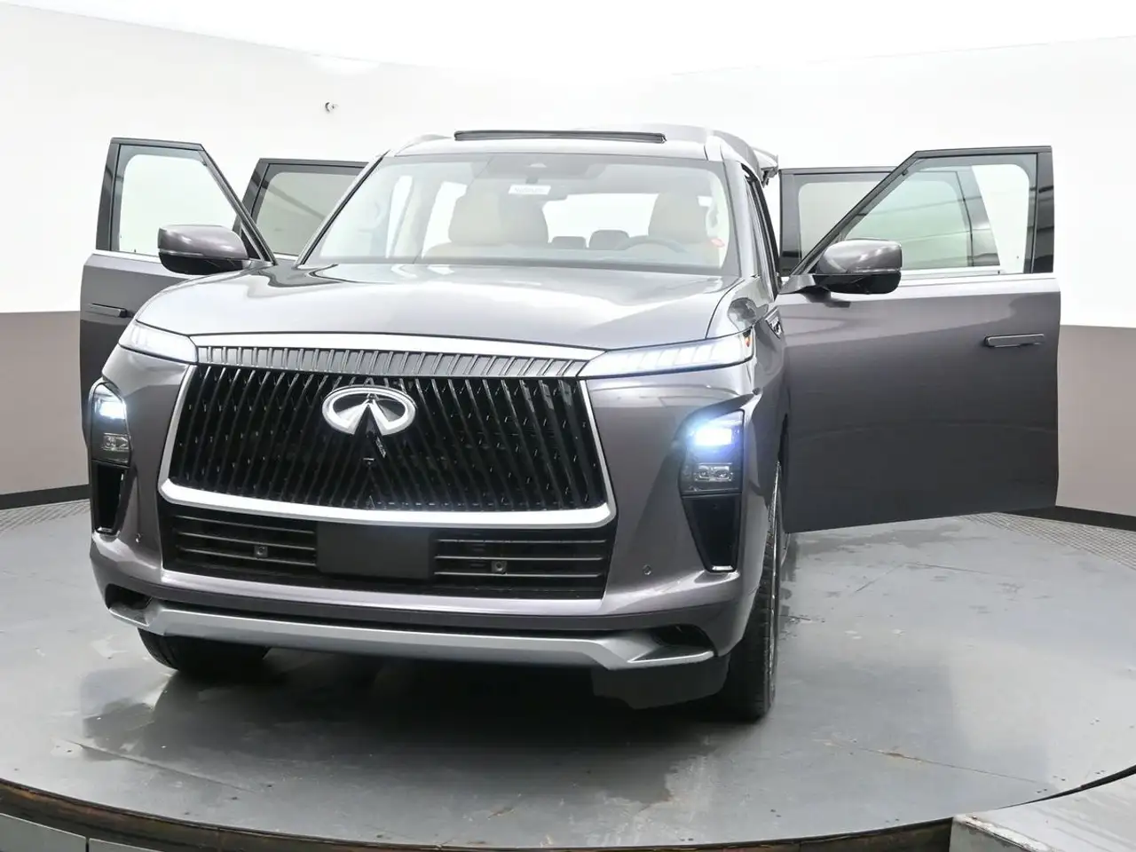 Infiniti QX80 fotografie Infiniti QX80