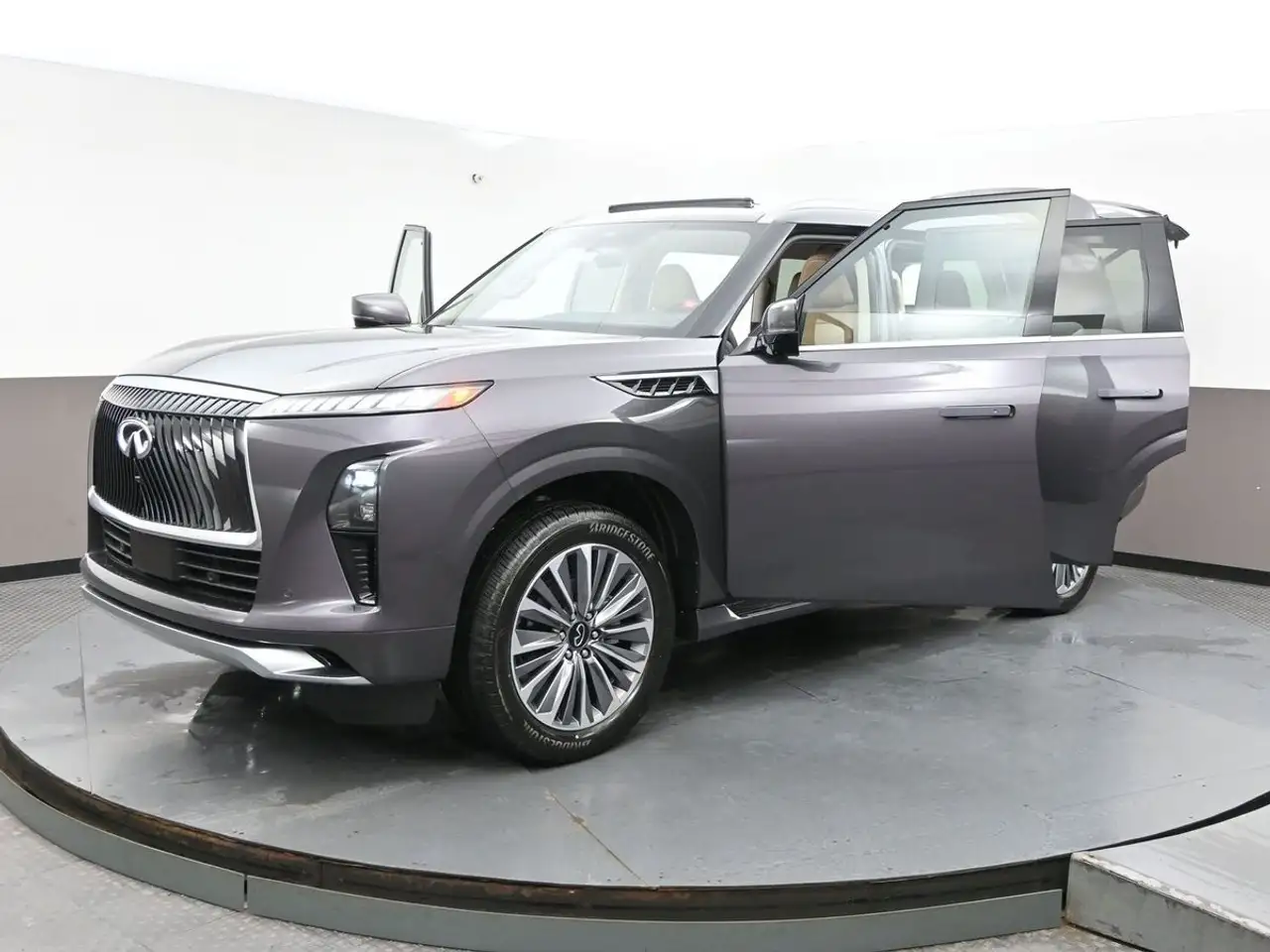 Infiniti QX80 fotografie Infiniti QX80