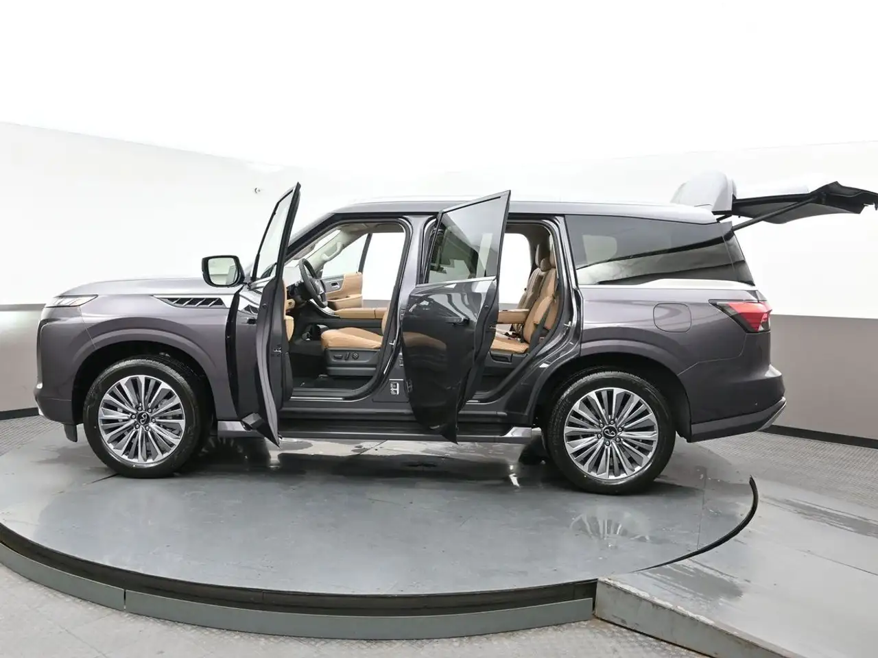 Infiniti QX80 fotografie Infiniti QX80