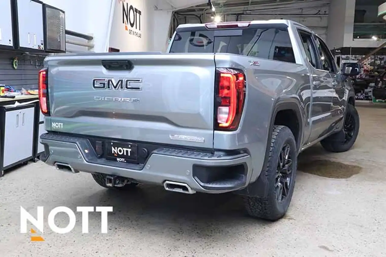 GMC Sierra 1500 снимка GMC Sierra 1500