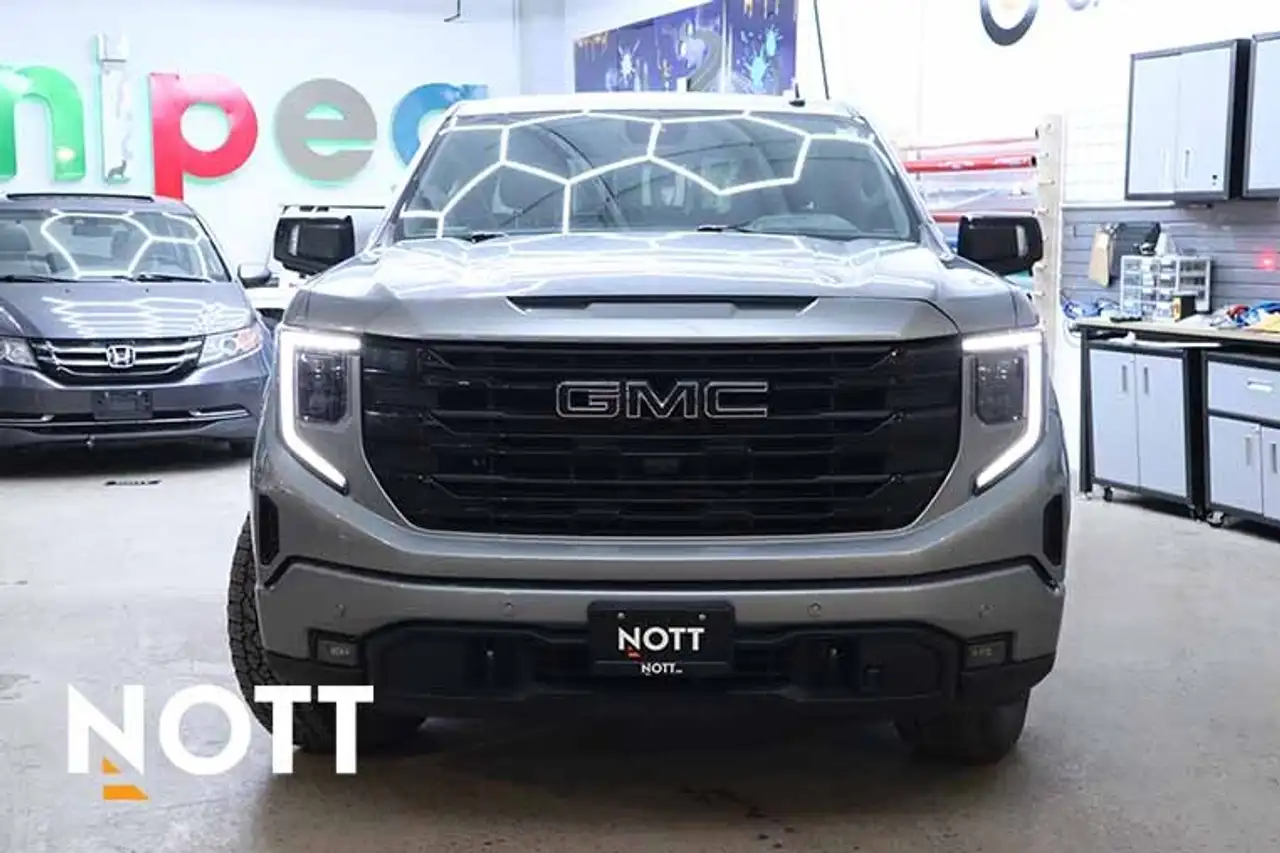 GMC Sierra 1500 снимка GMC Sierra 1500