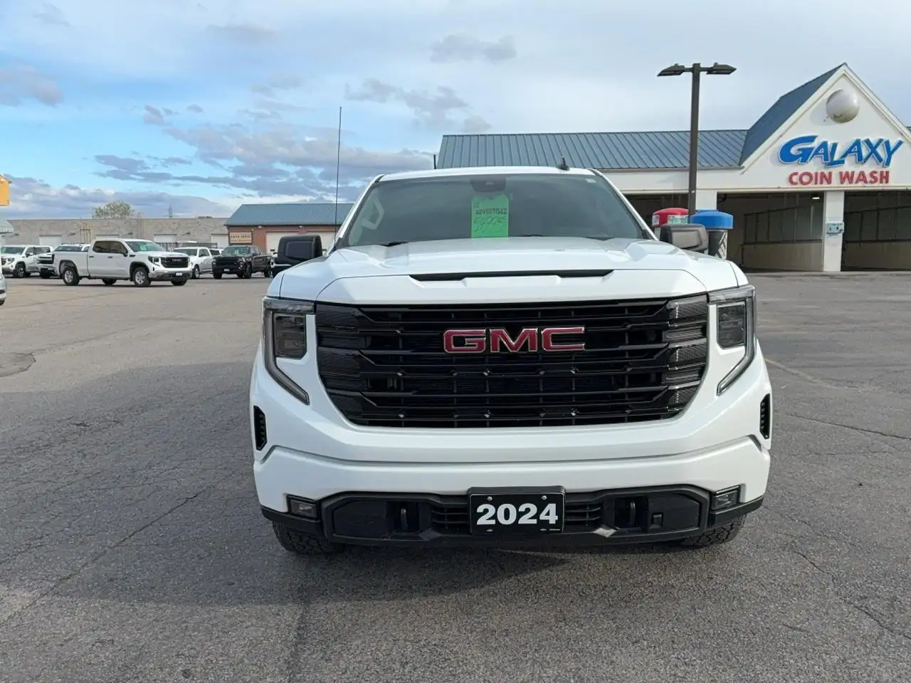 GMC Sierra 1500 снимка GMC Sierra 1500