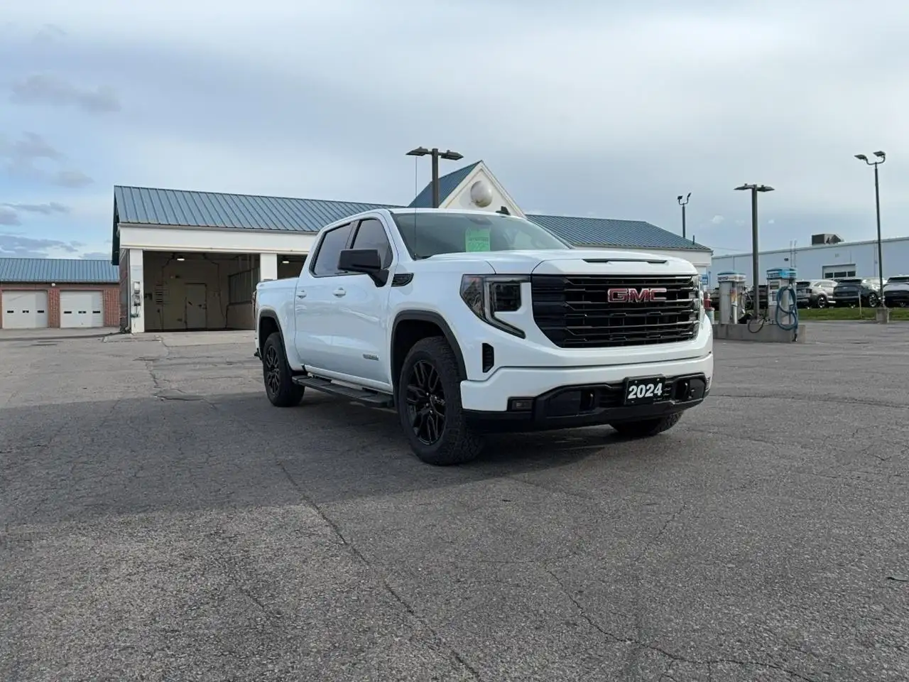 GMC Sierra 1500 снимка GMC Sierra 1500