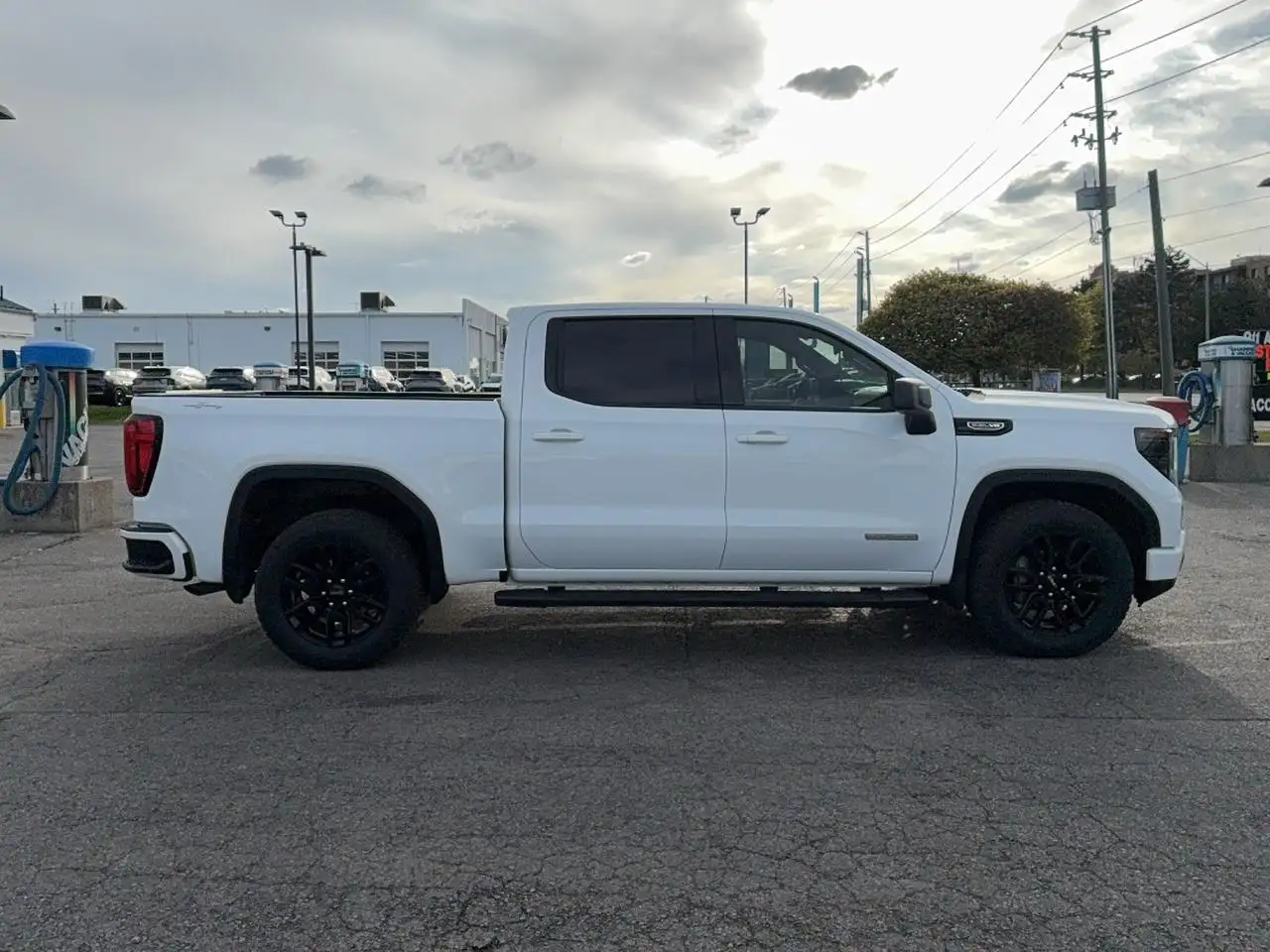 GMC Sierra 1500 снимка GMC Sierra 1500