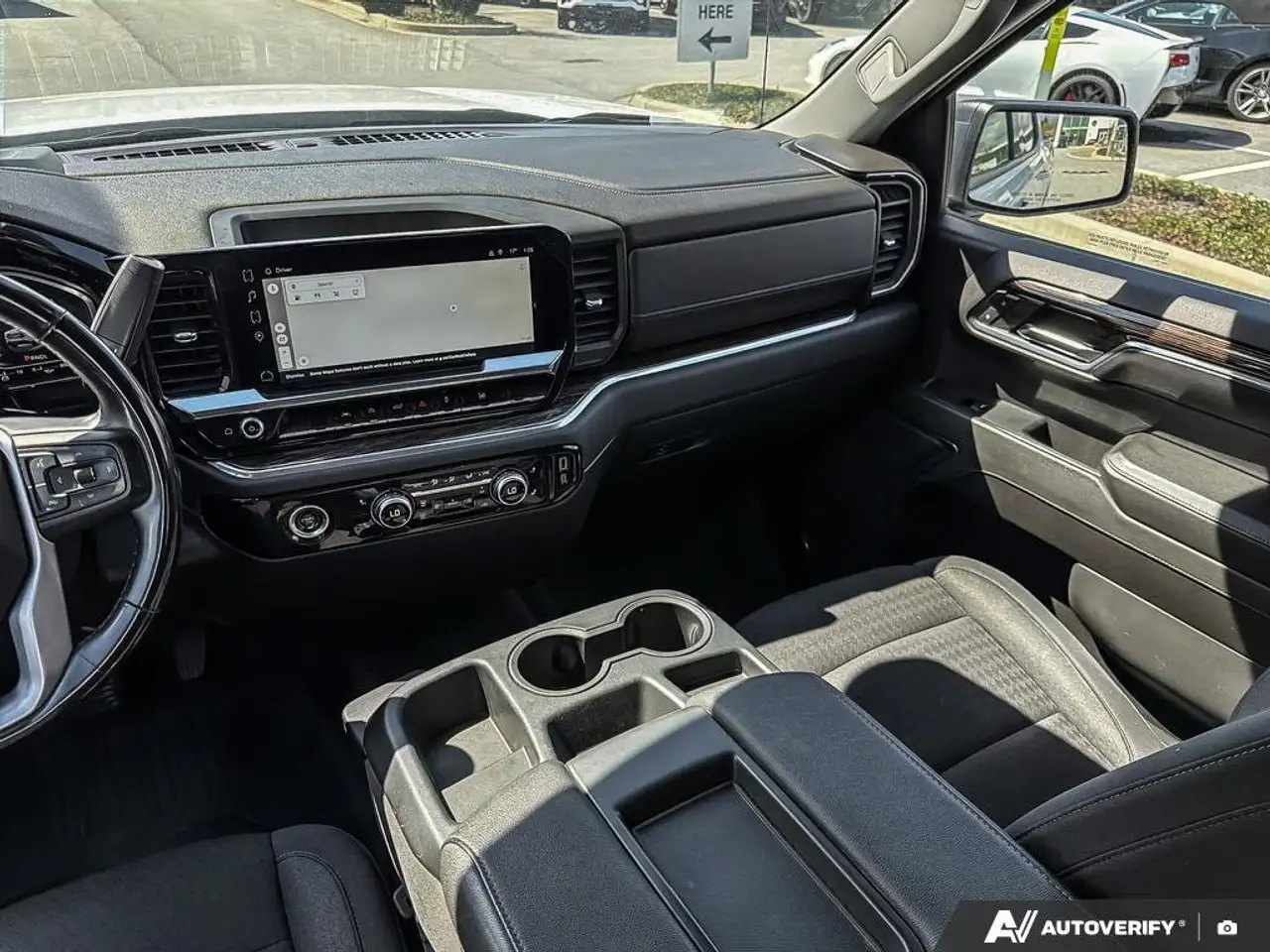 GMC Sierra 1500 снимка GMC Sierra 1500