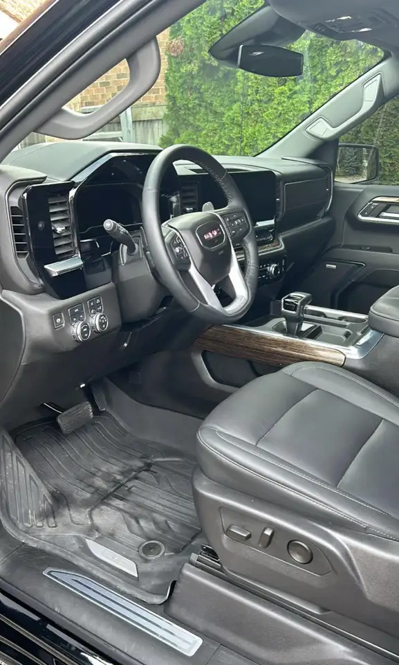GMC Sierra 1500 снимка GMC Sierra 1500