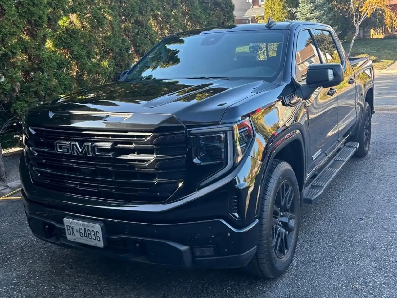 GMC Sierra 1500 снимка GMC Sierra 1500