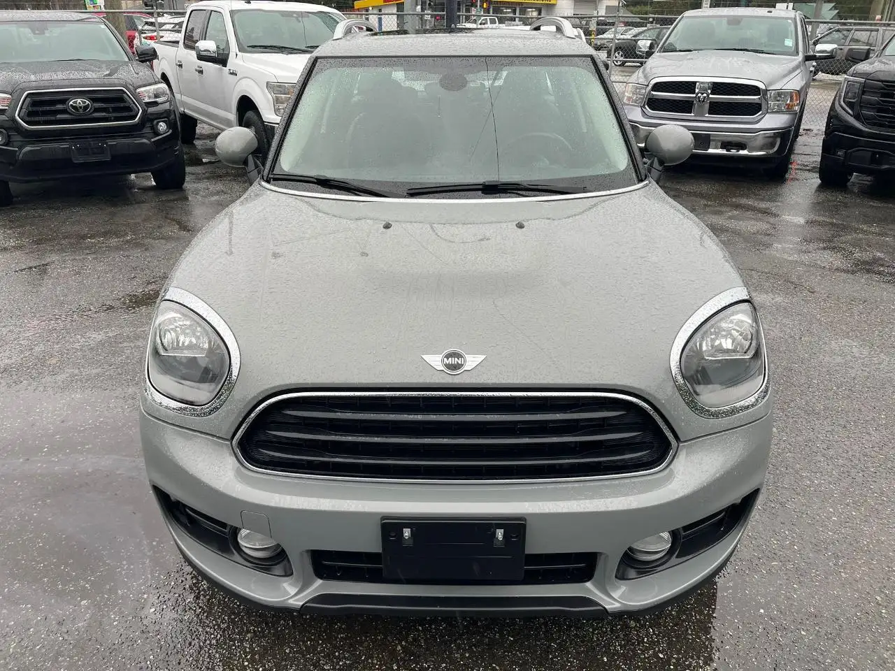 MINI Countryman photo MINI Countryman