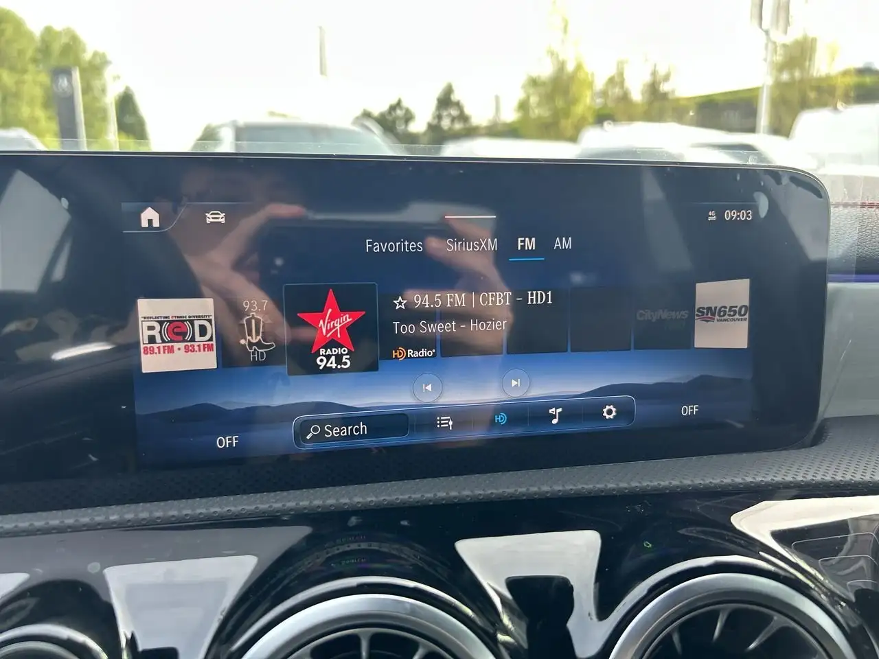 Mercedes-Benz CLA снимка Mercedes-Benz CLA