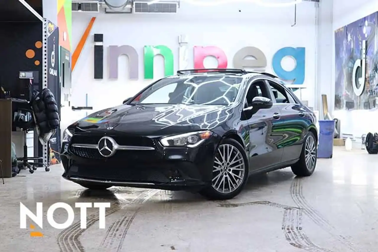 Mercedes-Benz CLA снимка Mercedes-Benz CLA