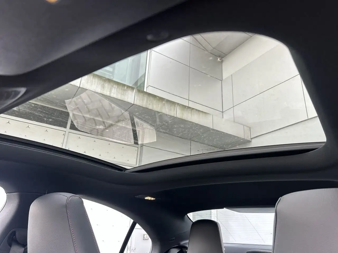 Mercedes-Benz CLA снимка Mercedes-Benz CLA