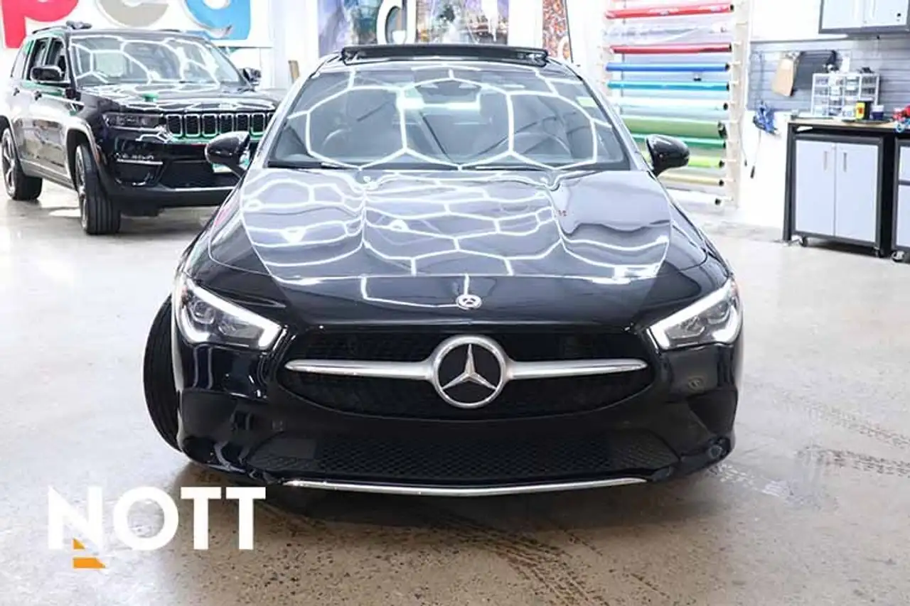 Mercedes-Benz CLA снимка Mercedes-Benz CLA