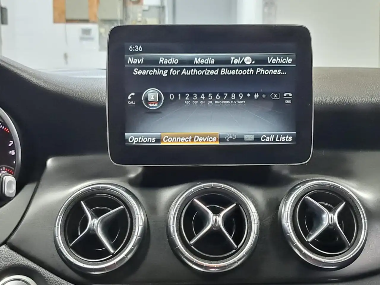 Mercedes-Benz CLA снимка Mercedes-Benz CLA