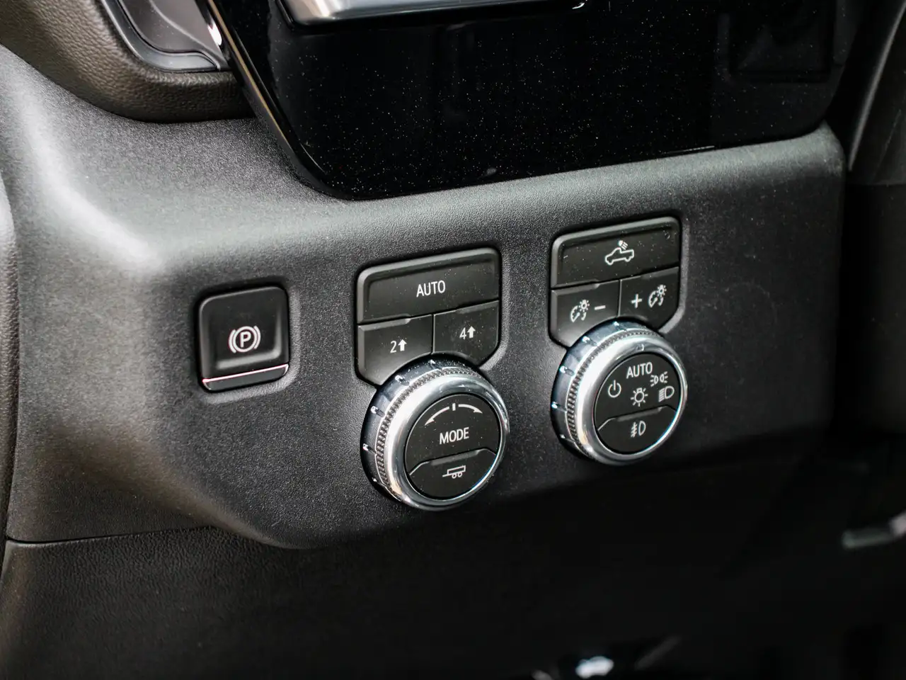 GMC Sierra 1500 fotografie GMC Sierra 1500