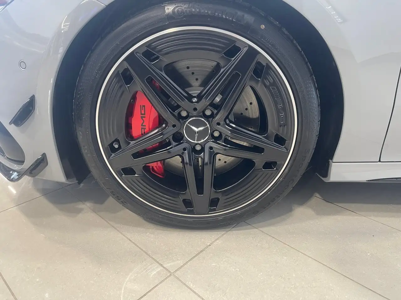 Mercedes-Benz CLA снимка Mercedes-Benz CLA