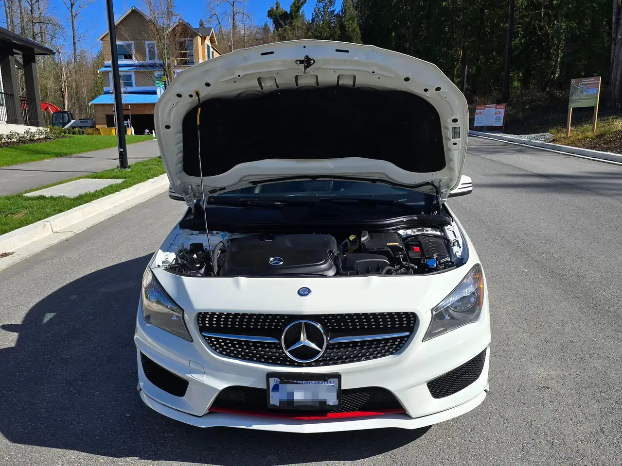 Mercedes-Benz CLA снимка Mercedes-Benz CLA