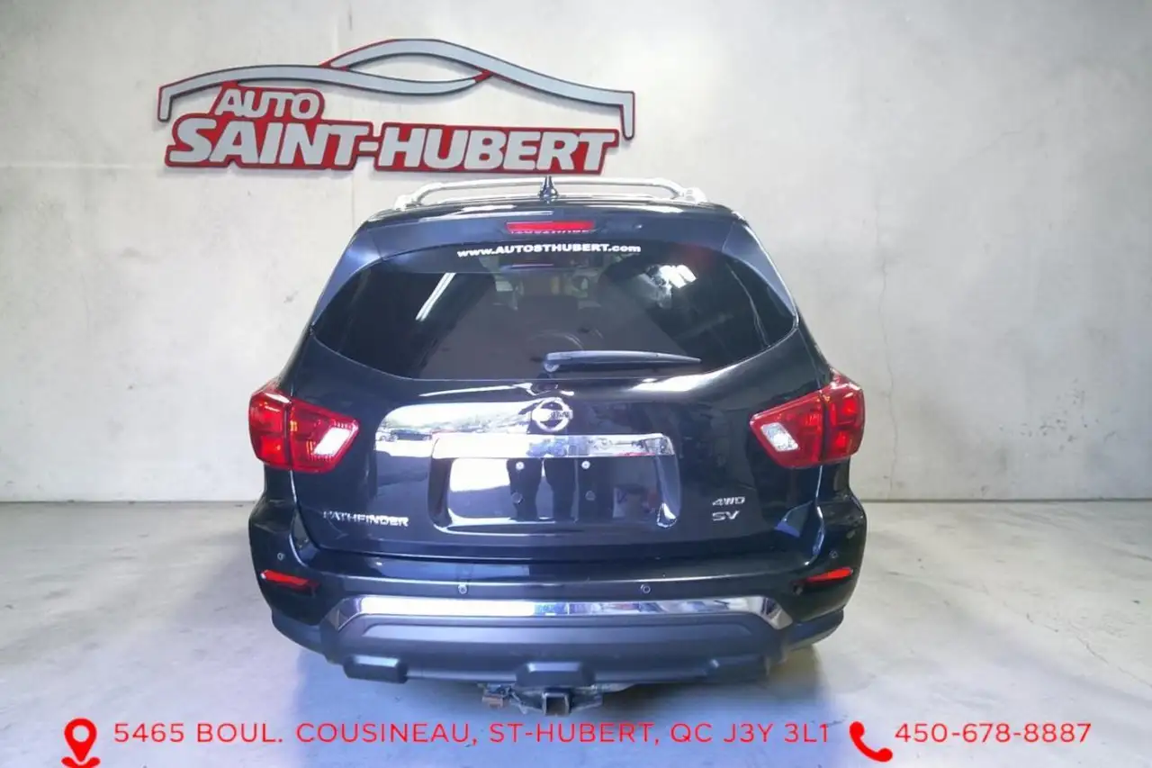 Nissan Pathfinder photo Nissan Pathfinder