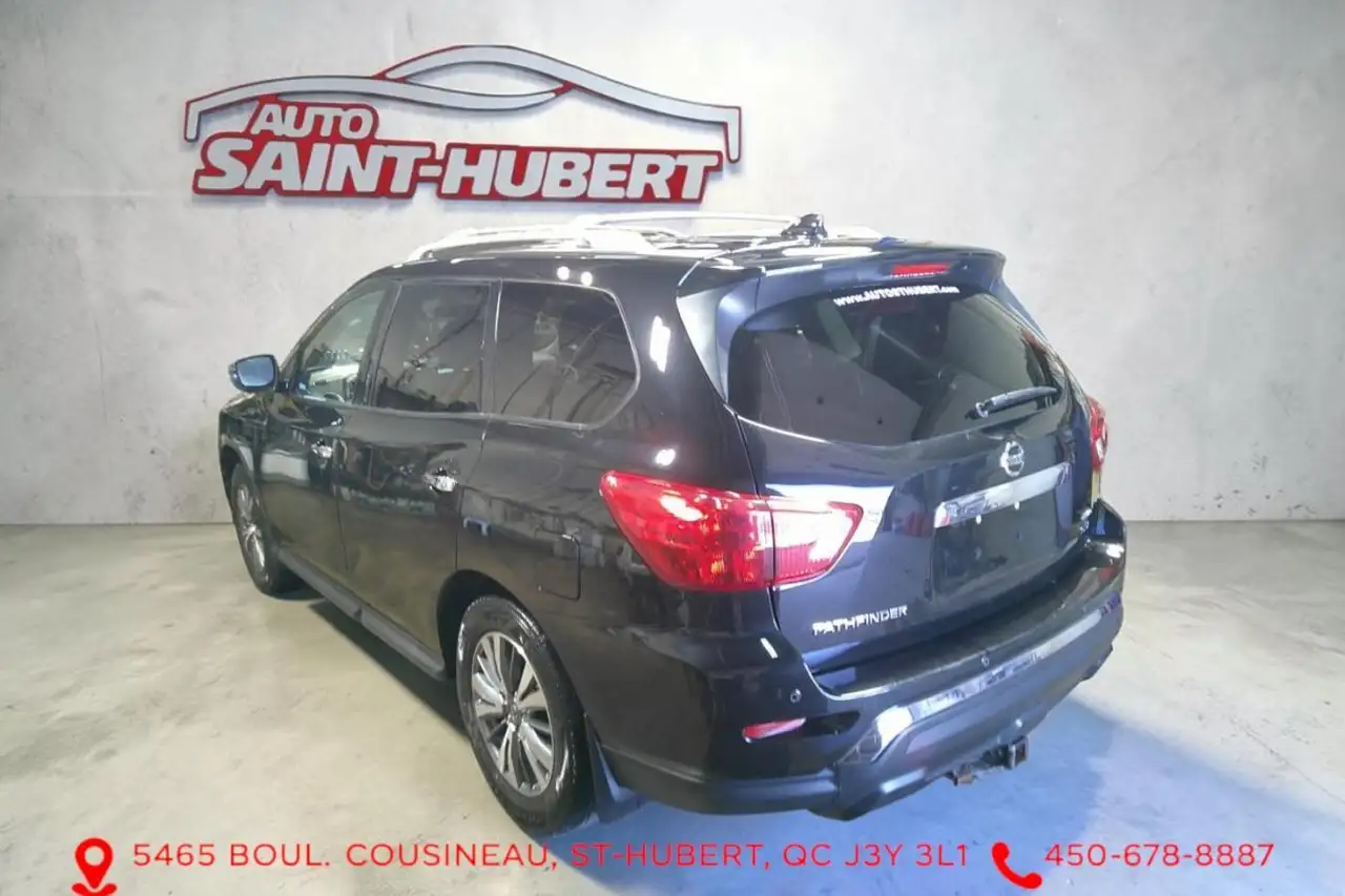 Nissan Pathfinder photo Nissan Pathfinder