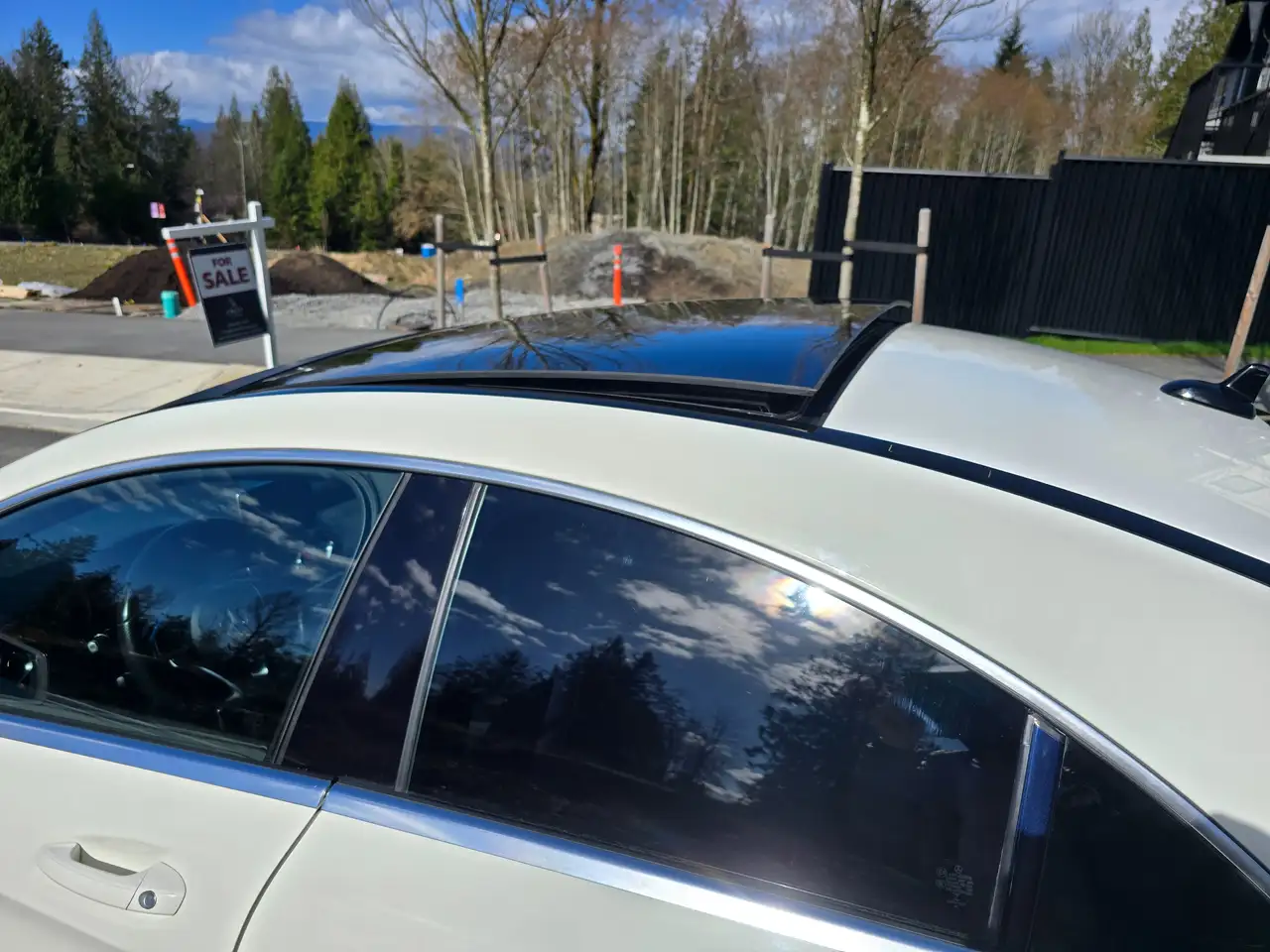 Mercedes-Benz CLA снимка Mercedes-Benz CLA