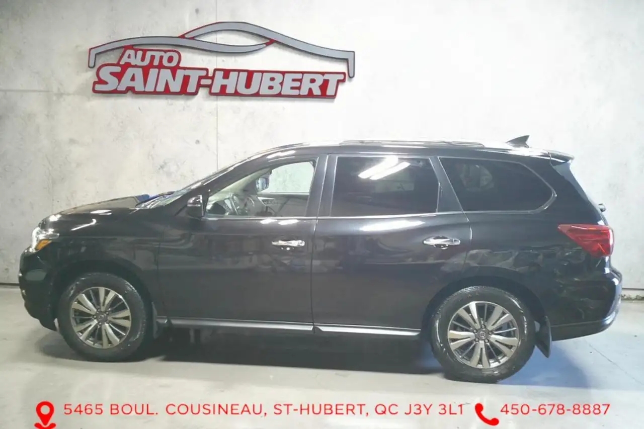 Nissan Pathfinder photo Nissan Pathfinder