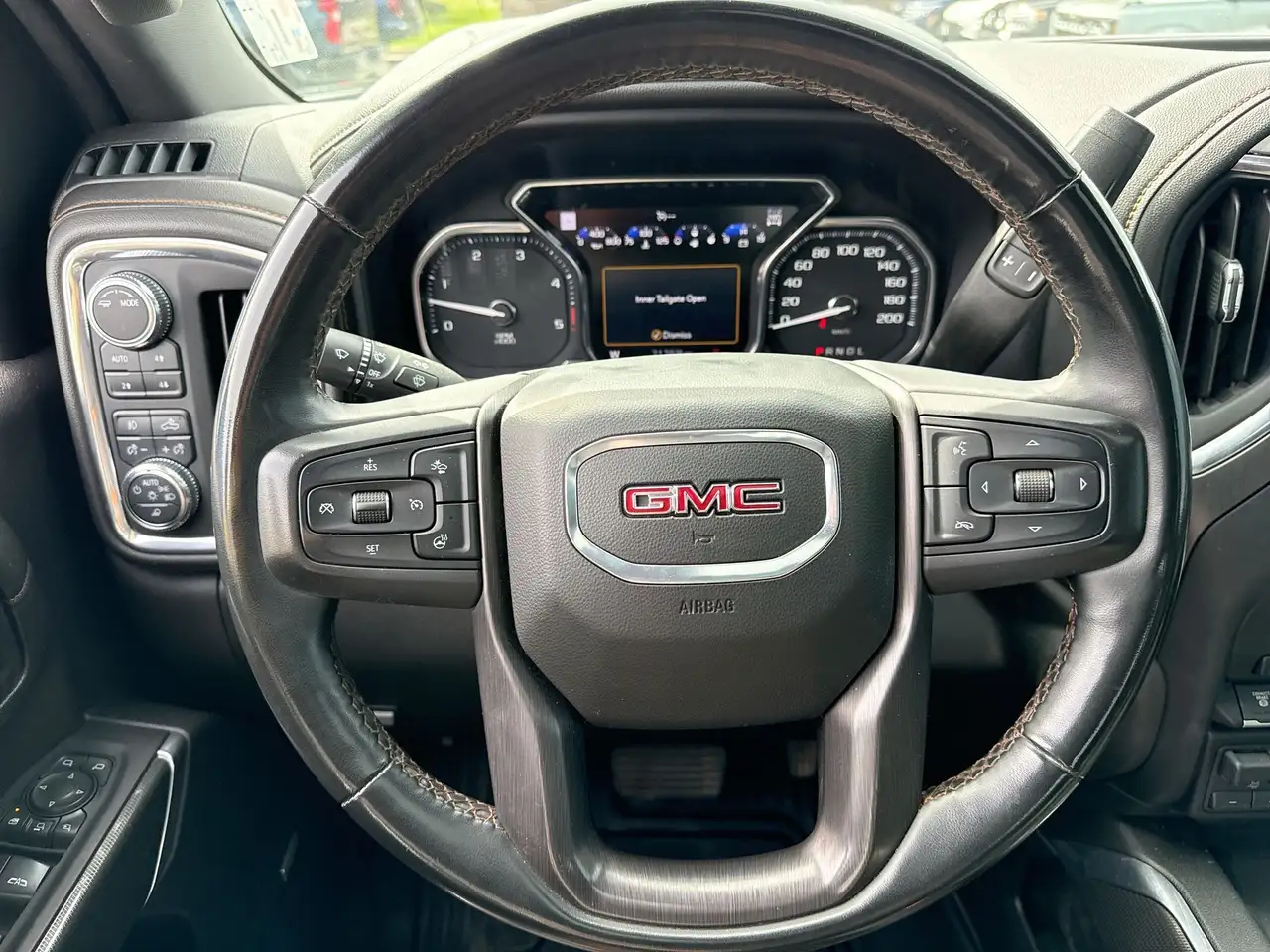 GMC Sierra 2500HD снимка GMC Sierra 2500HD