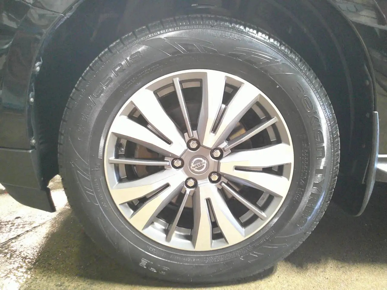Nissan Pathfinder photo Nissan Pathfinder