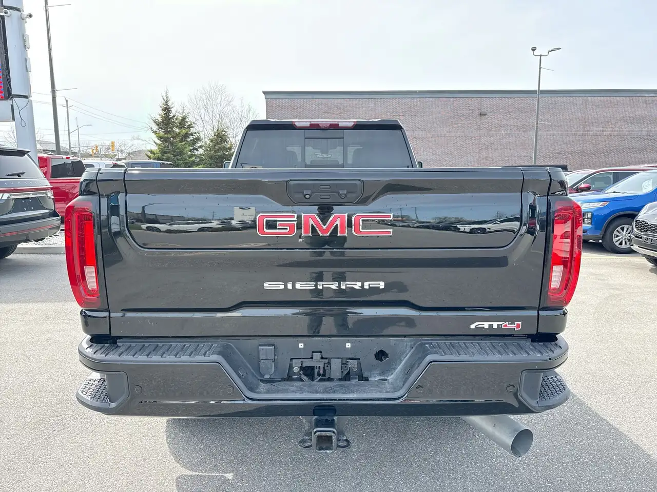 GMC Sierra 2500HD снимка GMC Sierra 2500HD