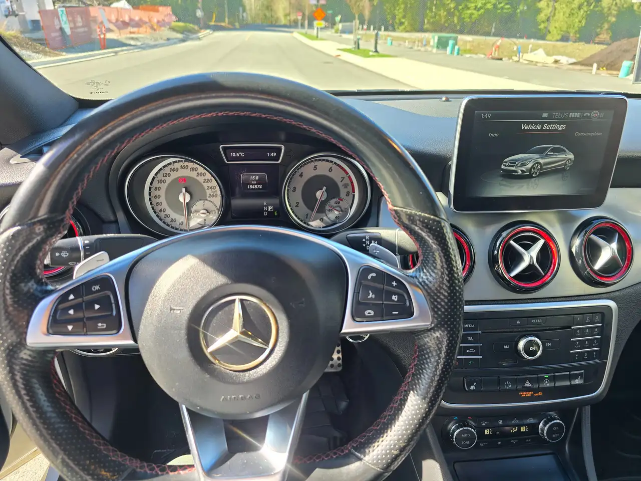 Mercedes-Benz CLA снимка Mercedes-Benz CLA