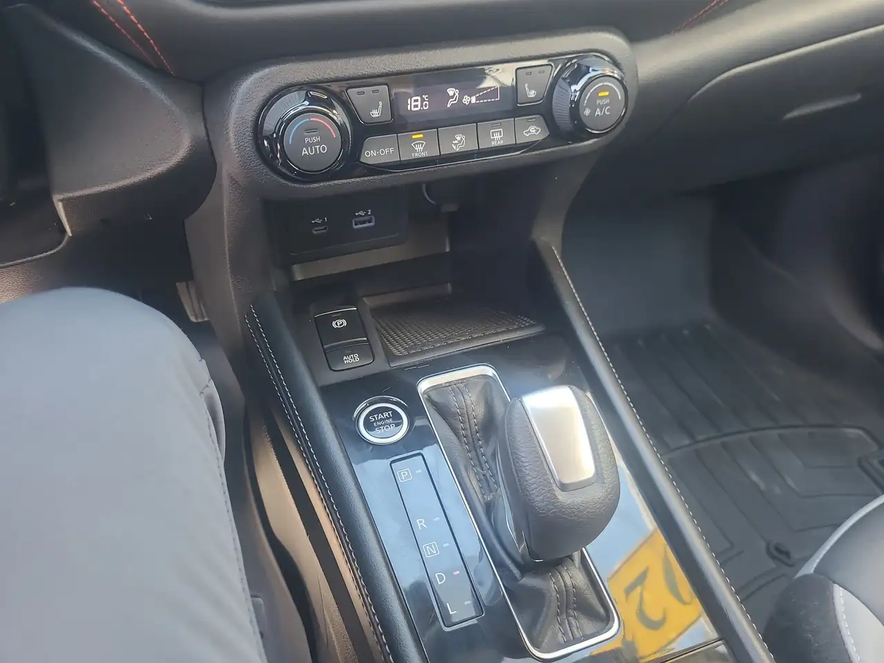 Nissan Kicks photo Nissan Kicks