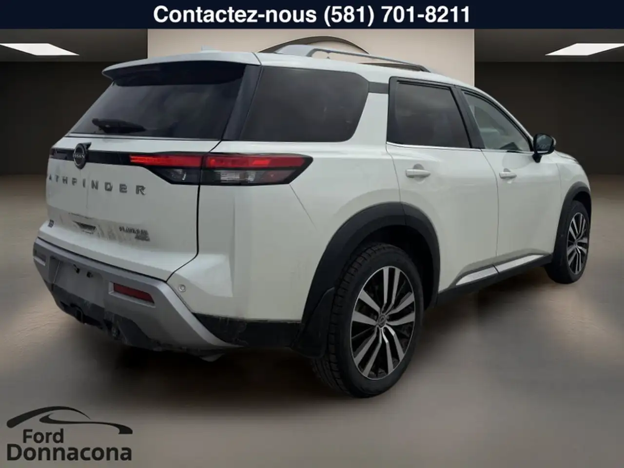 Nissan Pathfinder снимка Nissan Pathfinder