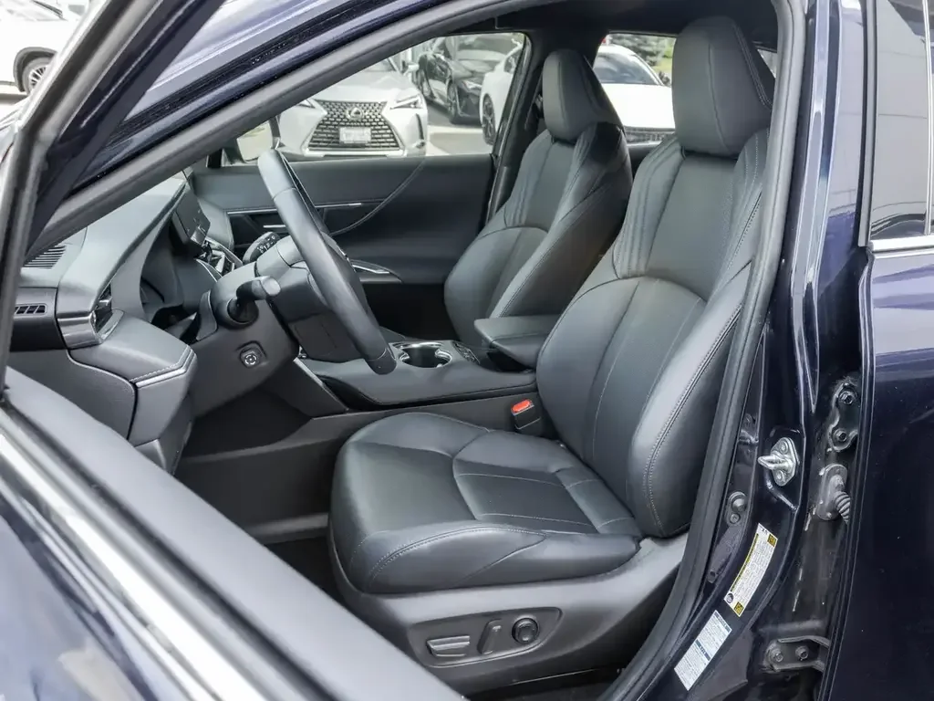 Toyota Venza photo Toyota Venza