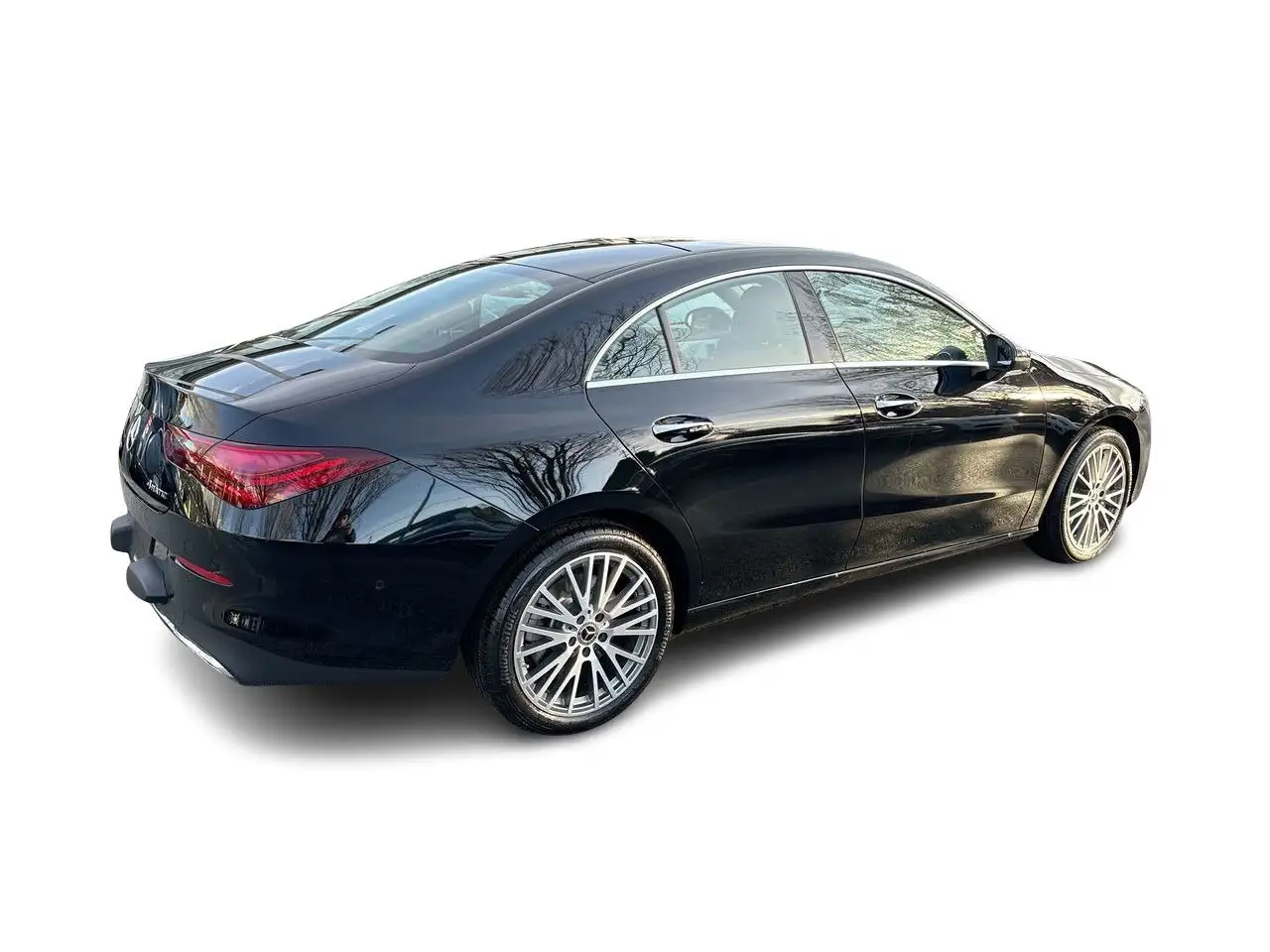 Mercedes-Benz CLA снимка Mercedes-Benz CLA