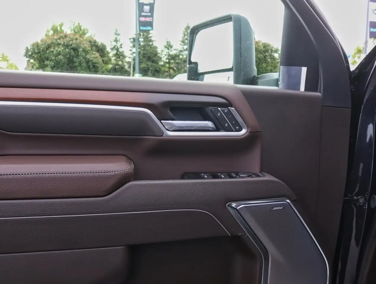 GMC Sierra 2500HD снимка GMC Sierra 2500HD