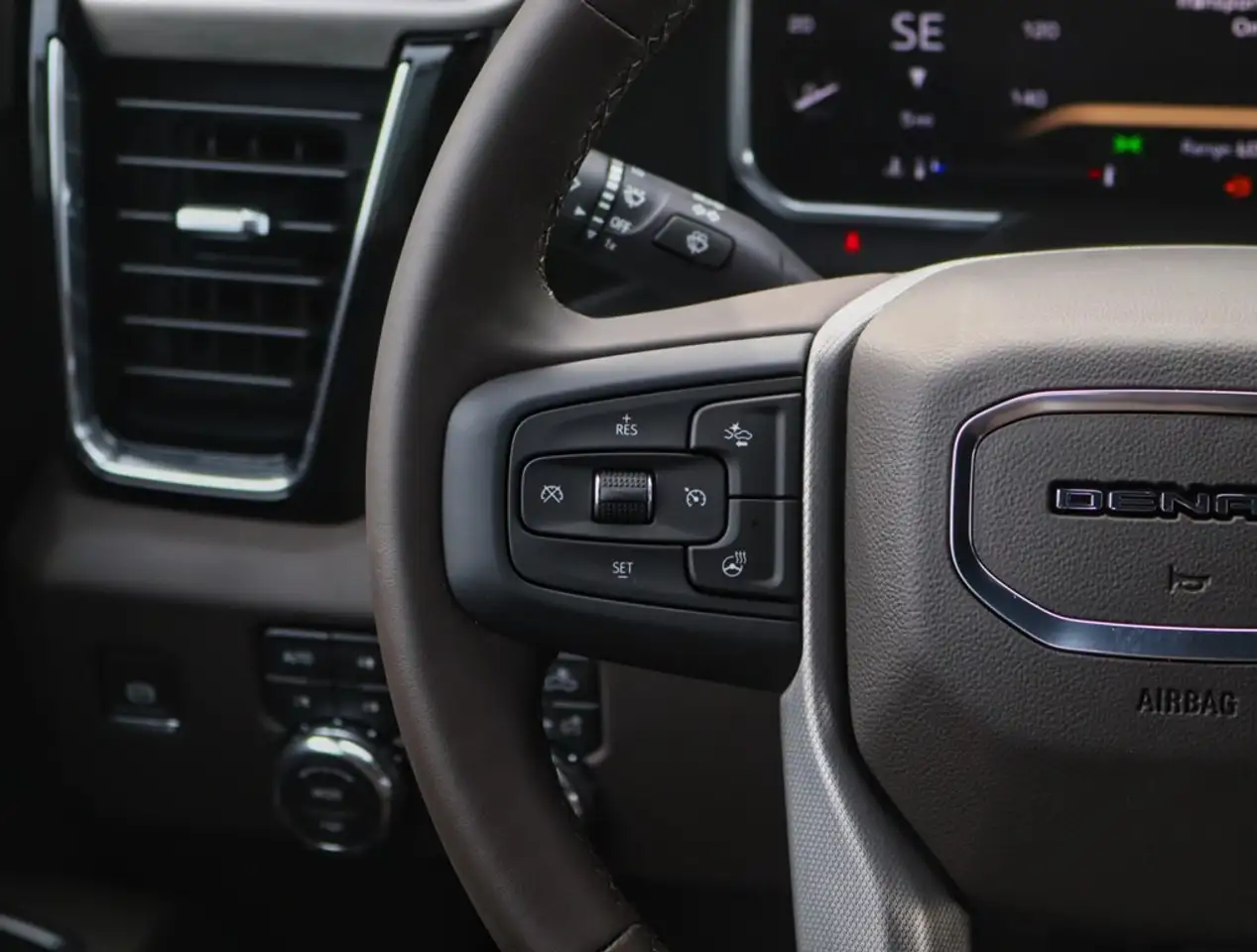 GMC Sierra 2500HD снимка GMC Sierra 2500HD