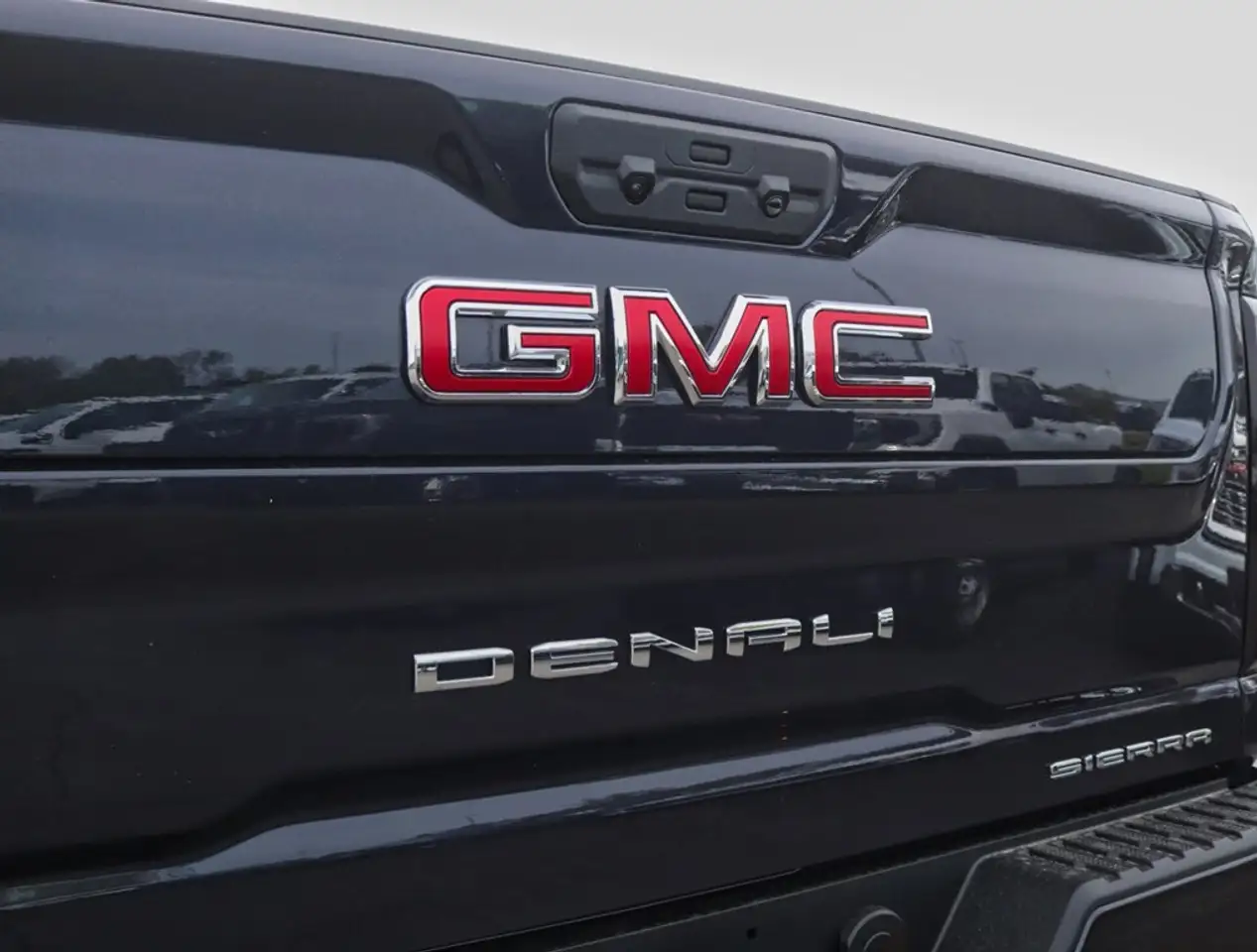 GMC Sierra 2500HD снимка GMC Sierra 2500HD