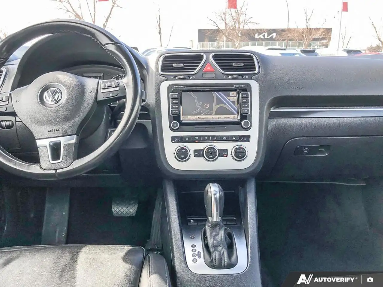 Volkswagen Eos снимка Volkswagen Eos