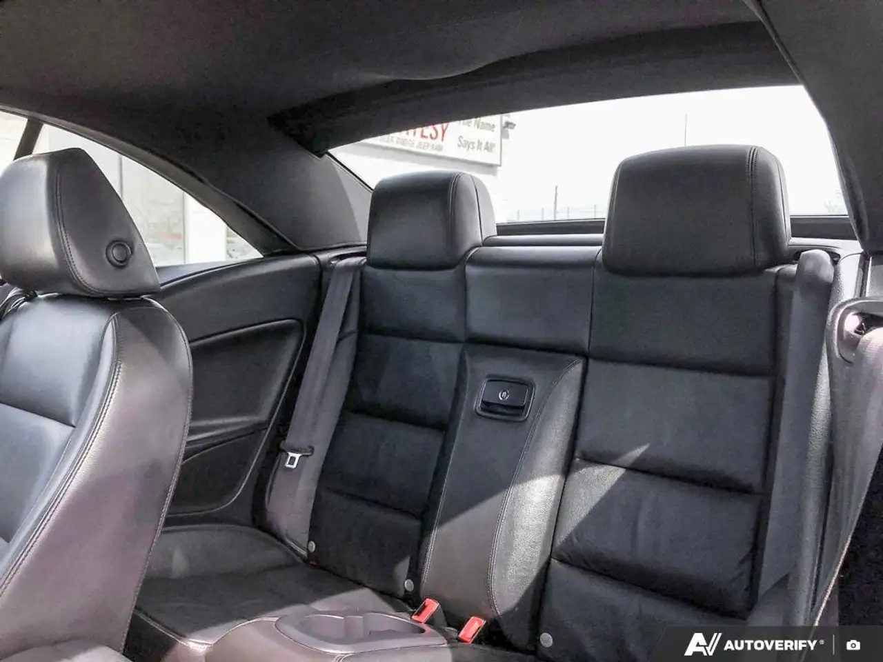 Volkswagen Eos снимка Volkswagen Eos