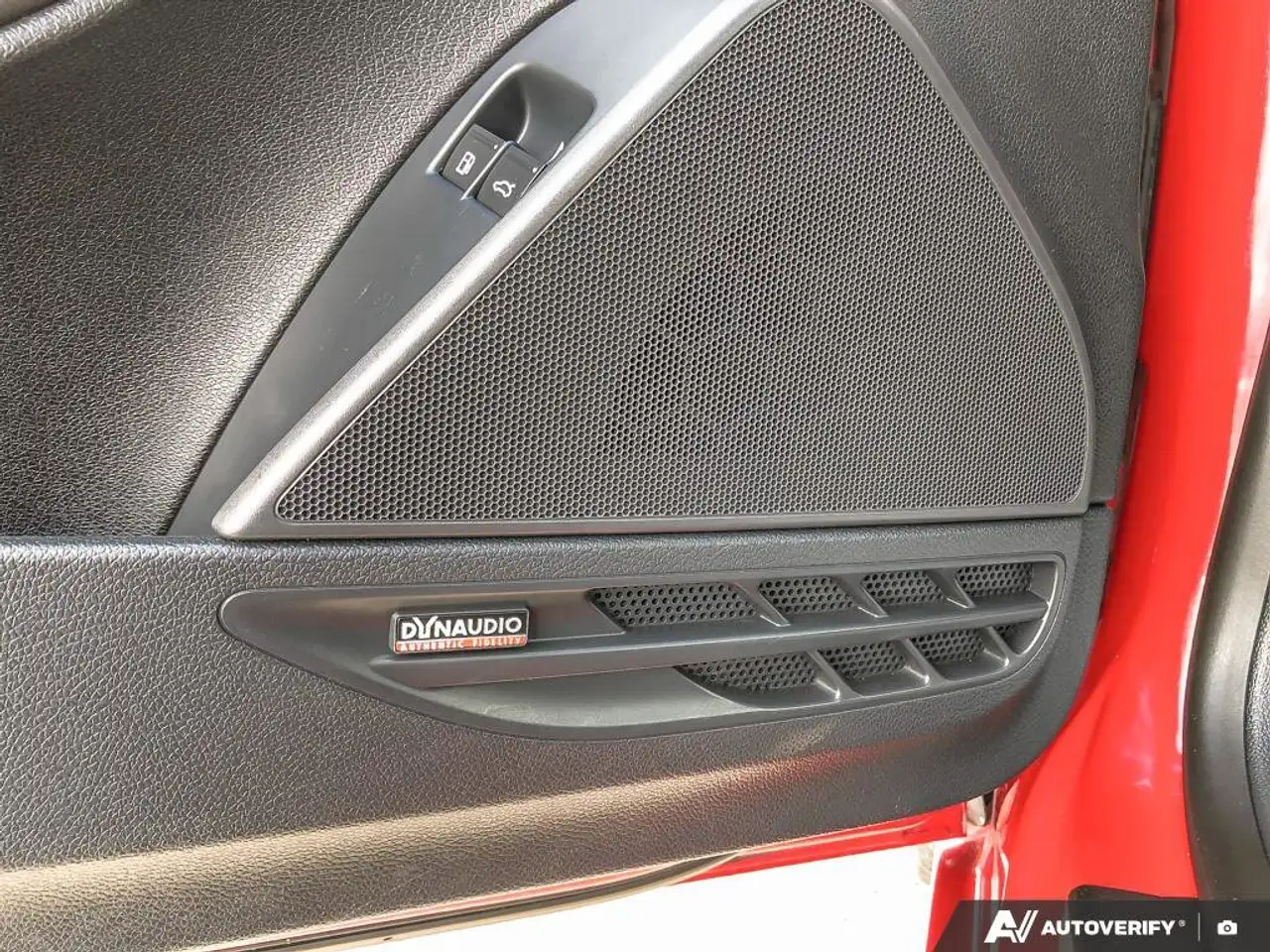 Volkswagen Eos снимка Volkswagen Eos