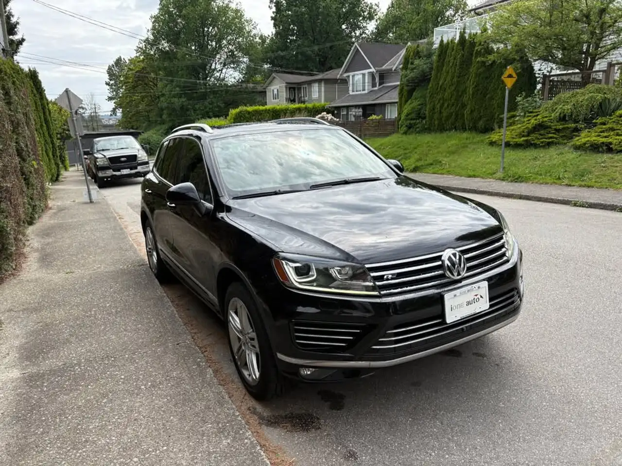 Volkswagen Touareg снимка Volkswagen Touareg