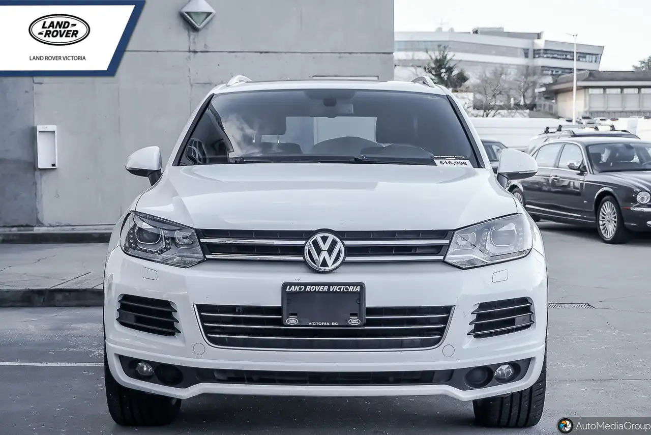 Volkswagen Touareg снимка Volkswagen Touareg