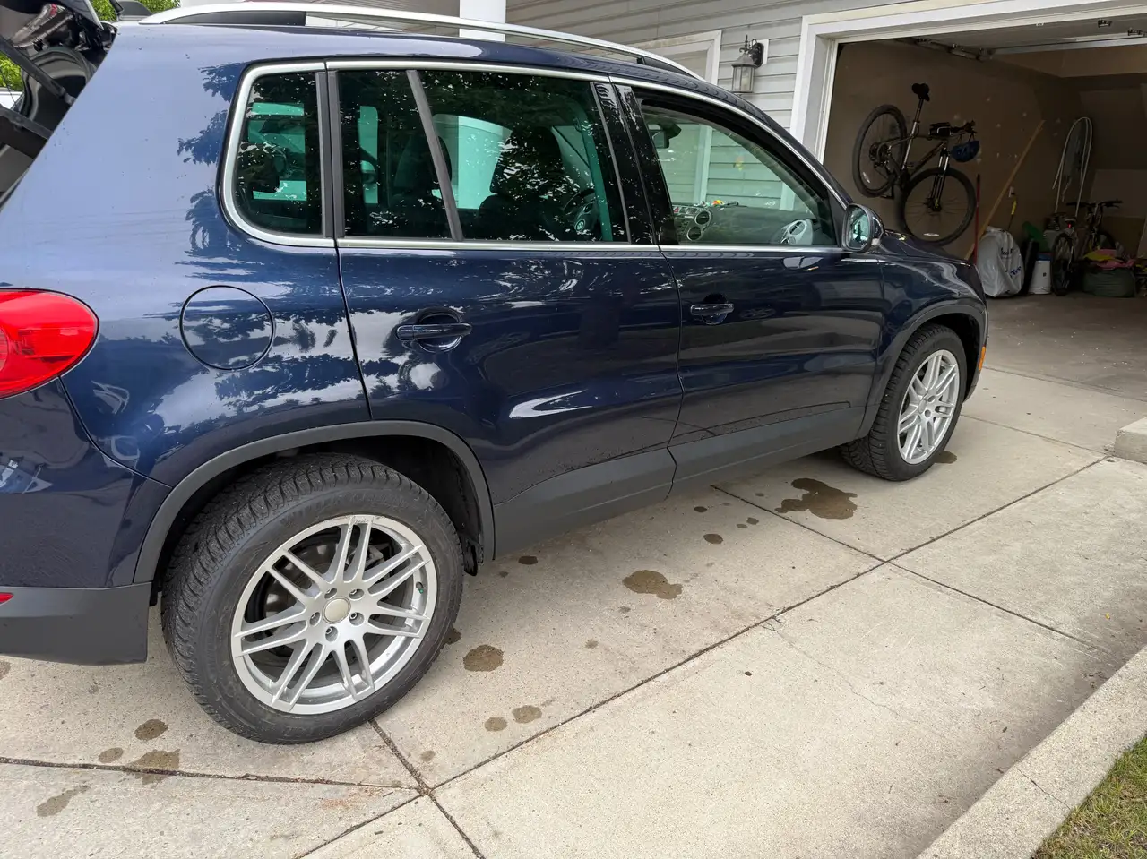Volkswagen Tiguan photo Volkswagen Tiguan