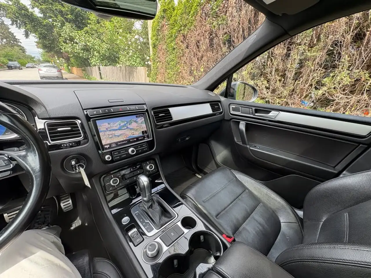 Volkswagen Touareg снимка Volkswagen Touareg