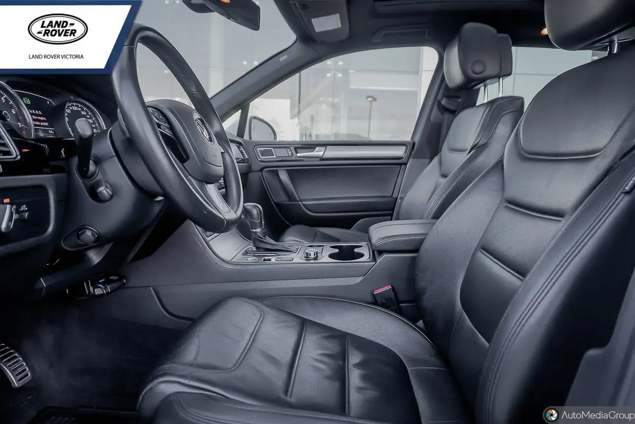 Volkswagen Touareg снимка Volkswagen Touareg