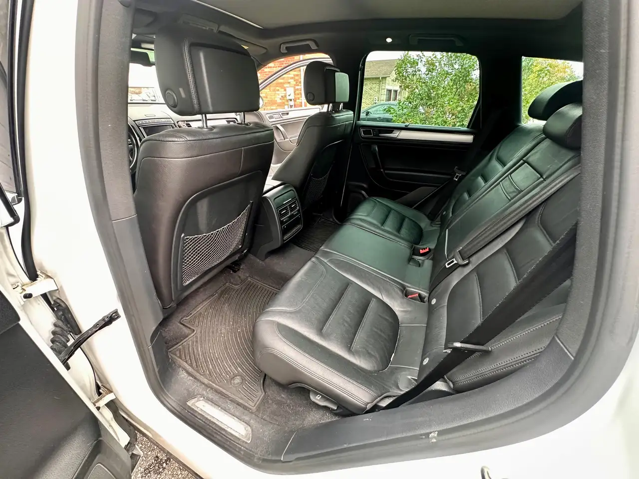 Volkswagen Touareg photo Volkswagen Touareg