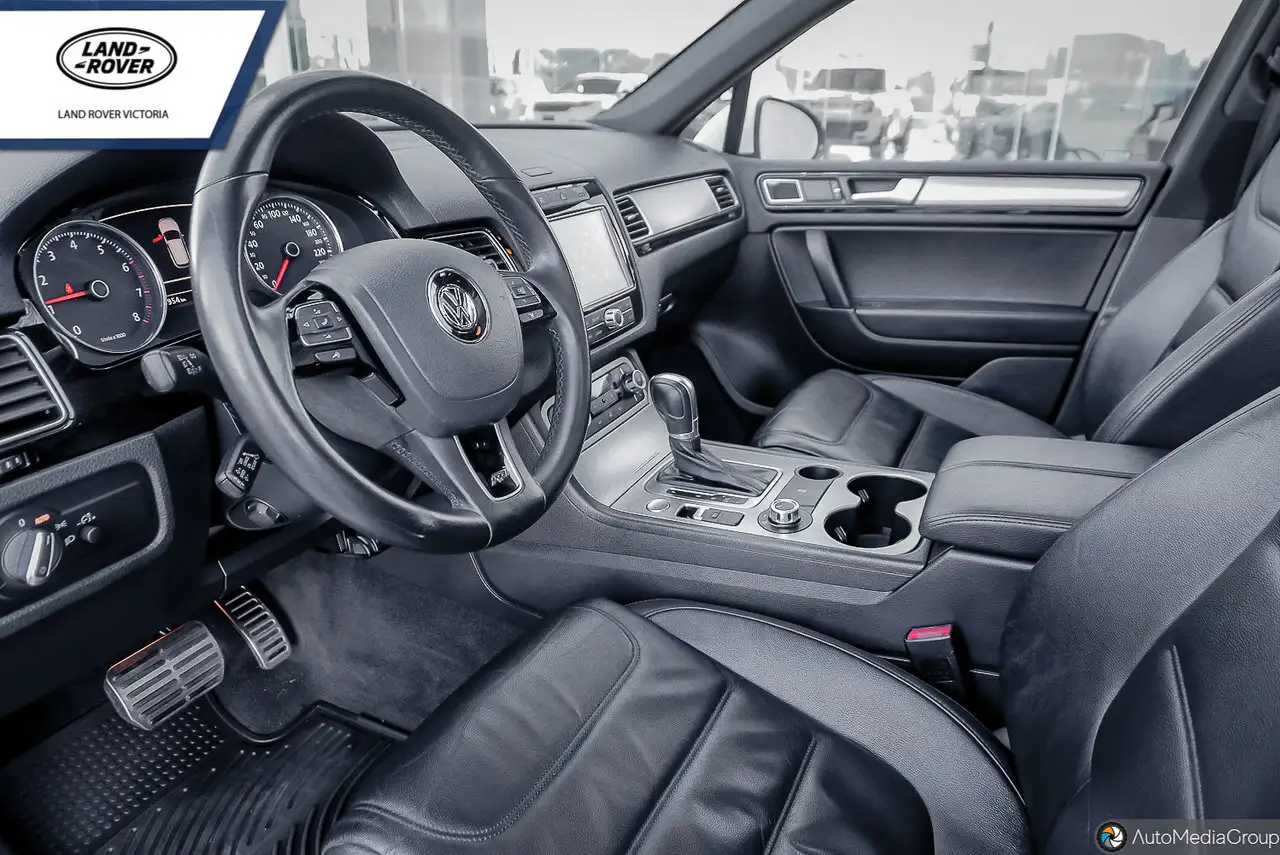 Volkswagen Touareg снимка Volkswagen Touareg
