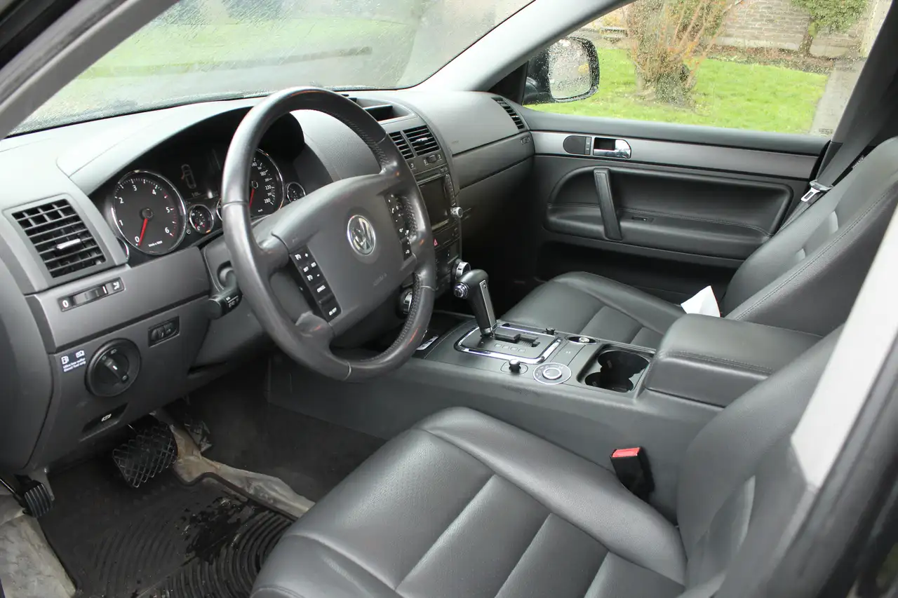 Volkswagen Touareg снимка Volkswagen Touareg