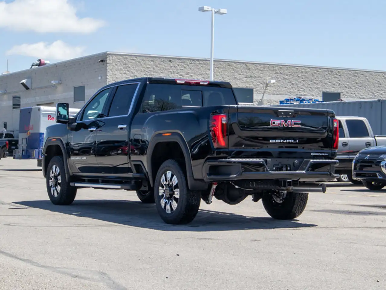 GMC Sierra 2500HD снимка GMC Sierra 2500HD