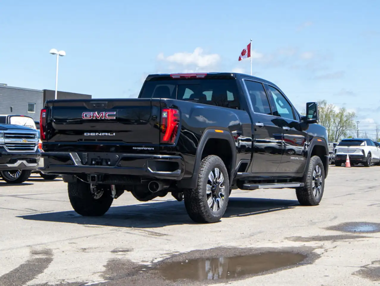 GMC Sierra 2500HD снимка GMC Sierra 2500HD