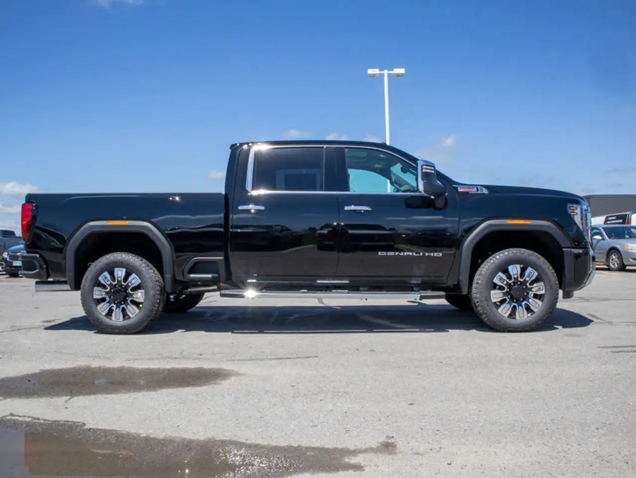 GMC Sierra 2500HD снимка GMC Sierra 2500HD