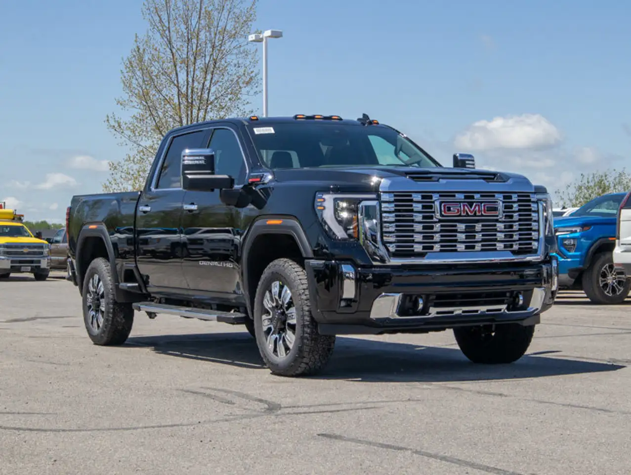 GMC Sierra 2500HD снимка GMC Sierra 2500HD